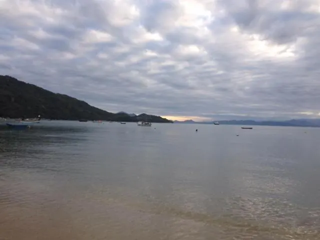Costa Azul - EXCELENTE LOCALIZAÇÃO Apartamento Bombinhas